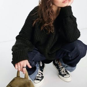 Free People Scoop Neck Cable Knit Drop Shoulder Oversized Sweater NWT - Small